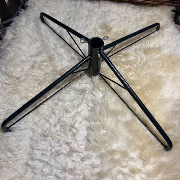 Green Metal Heavy Duty(up to 12ft Tree) No Assembly Folding Christmas Tree Stand - Picture 2 of 11